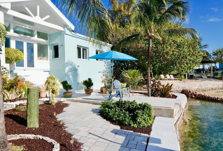 Sport & Beauty 4, Middle Cay Estate 7 Bedroom Estate