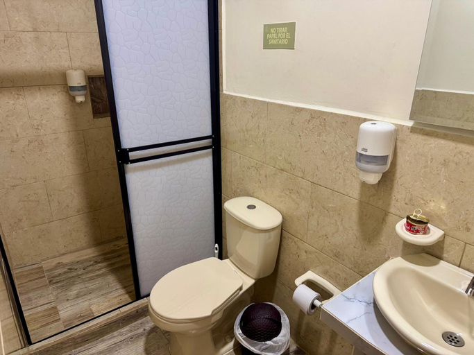 Bathroom 3, Best View Aparta Hotel, Dosquebradas