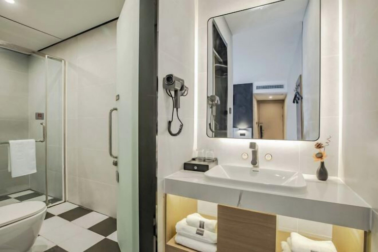 Bathroom 4, Kaiyang Jindu Hotel, Guiyang