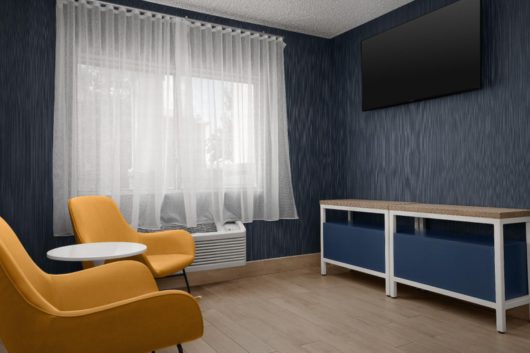 Public Area 2, Spark by Hilton Lakewood Denver Southwest, Jefferson