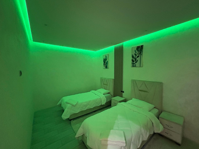 Room 4, el boujdaini, Tanger-Assilah
