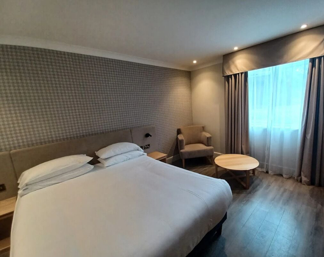 Bedroom 3, Brandon Hall Hotel and Spa, Warwickshire
