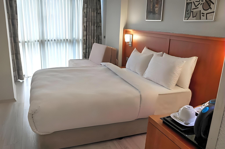 Bedroom 3, Orka Royal Hotel, Fatih