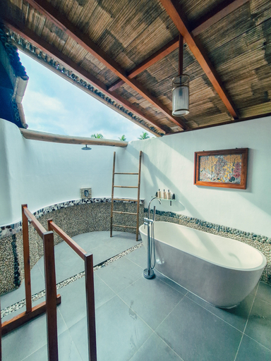 Bathroom 4, Lagoona Beach Bungalows Batukaras, Pangandaran