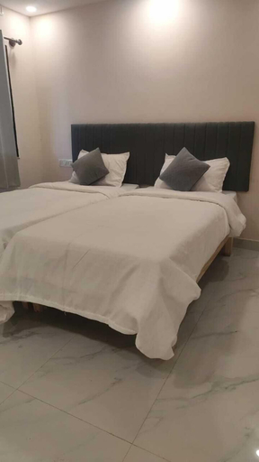 Room 4, Aero View Residency, Bangalore