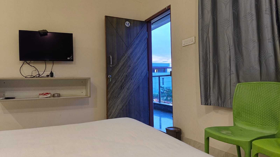 Room 3, HOTEL KABAB JUNCTION, Bangalore