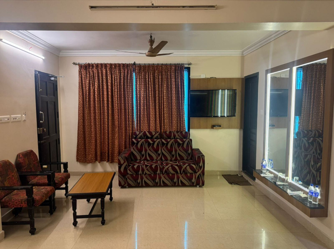 Others 4, HOTEL SRIMANIYA, Kanniyakumari