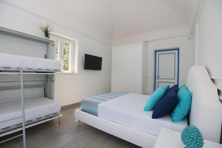 Bedroom 3, Villa Dei Srls, Salerno