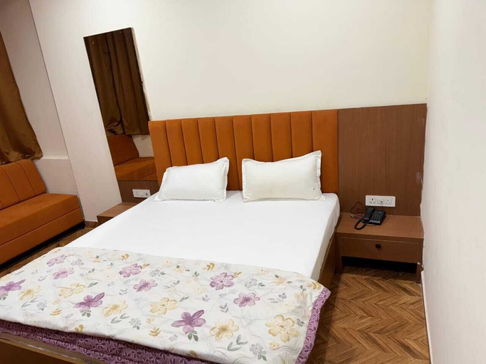 Room 2, Hotel Grand Lucent, Mathura