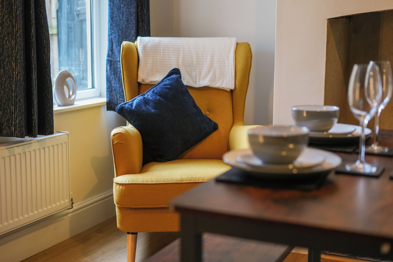 In-room dining 3, Lawrence Street, Derbyshire