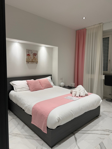 Bedroom 5, DOREMI, Monza and Brianza