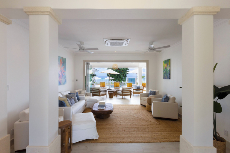 Living area, Kaiso Beachfront Villa