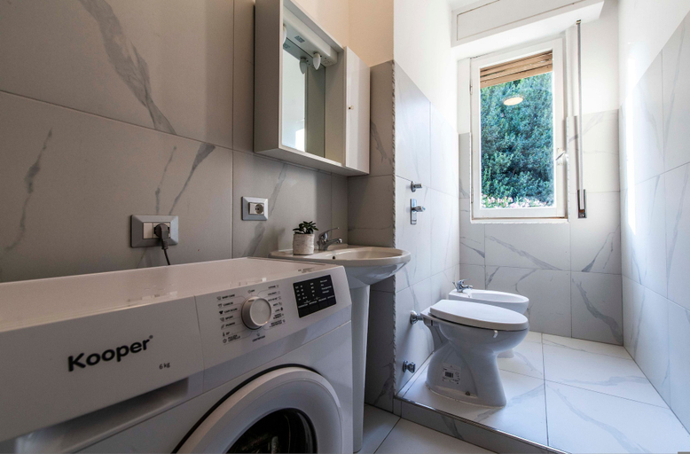 Room 3, Zumbini 42 in Milano, Milano