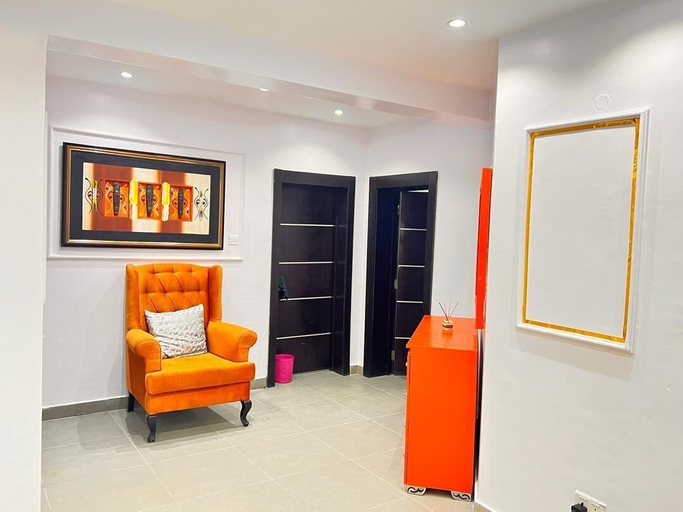 Room 4, The Global Enterprise, Eti-Osa