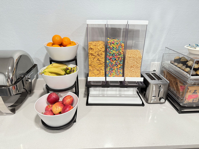 Food & Drinks 5, Baymont by Wyndham Athens, TN, McMinn
