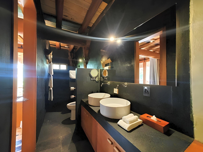 Bathroom 5, Aldea Kuka, Luxury Eco Boutique Hotel, Lázaro Cárdenas