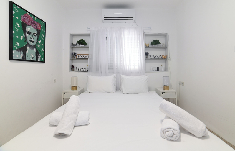 Room 3, vila Selavi