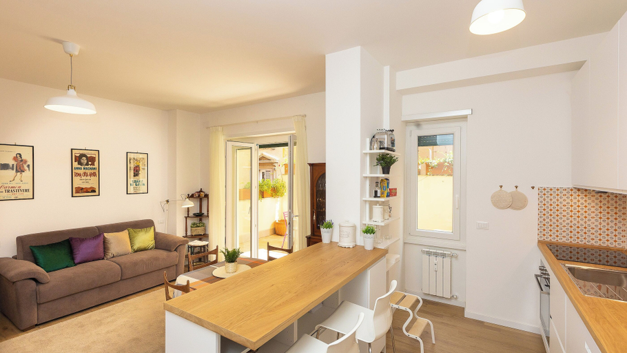 Living area 5, Rental in Rome Annietta Apartment, Rome