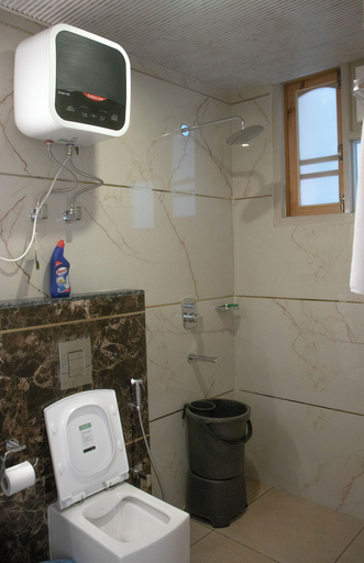 Bathroom 3, Dharamkot Outlook, Kangra