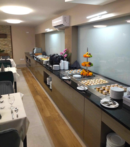 Food & Drinks 5, Crystal Hotel, Hajdúszoboszló