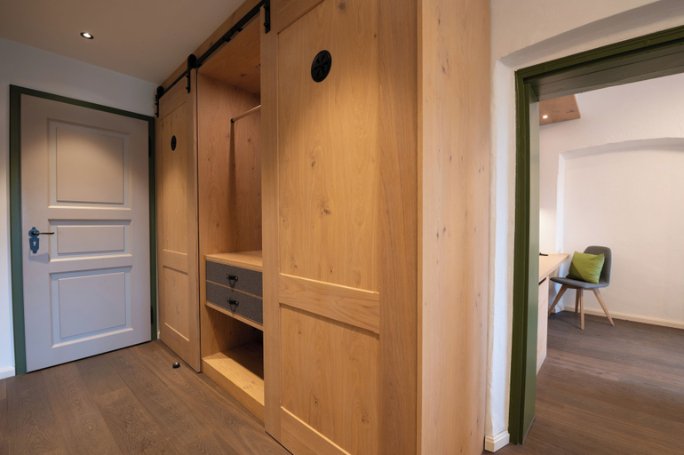 Bedroom 2, Landhotel Alte Zollstation, Traunstein