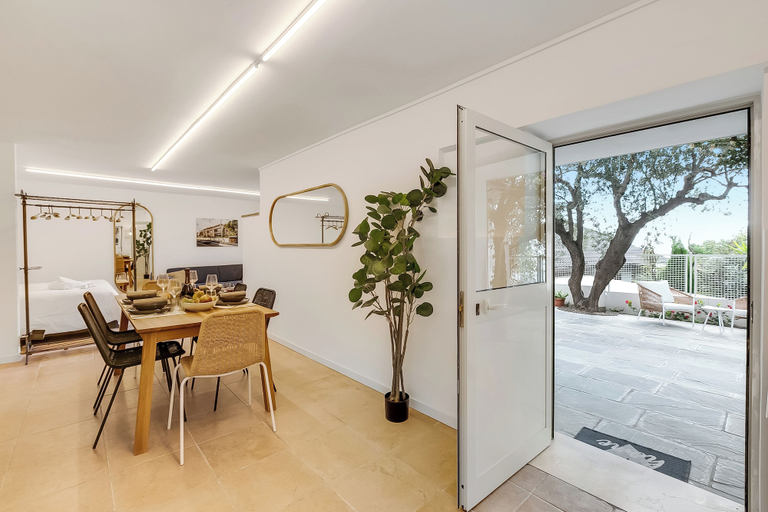 Others 5, Villa Luce del Sol with Pool - L, Savona