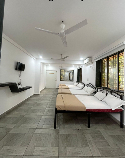 Bedroom 3, Raj Resort, Palghar