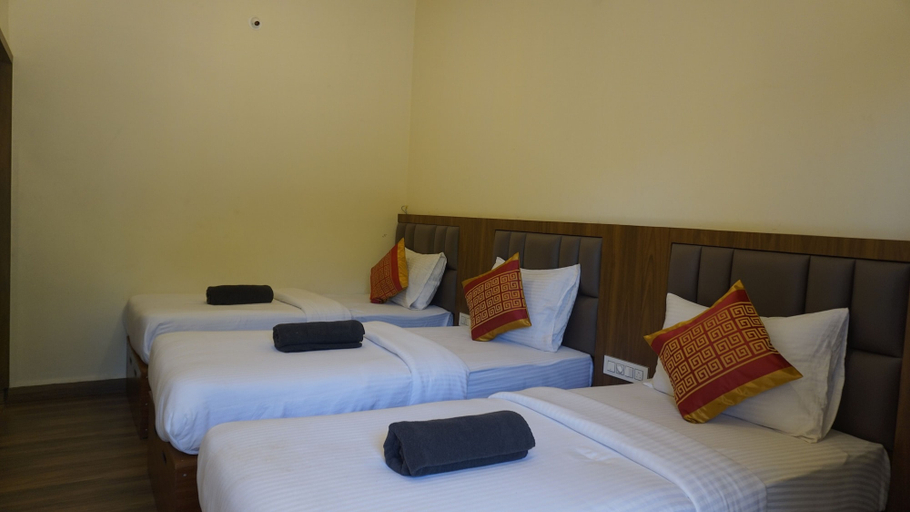 Room 3, AT CKM Homestay, Chikmagalur