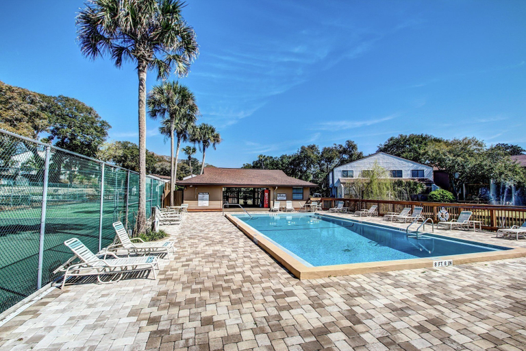 Pool 4, 2622 Forest Ridge #c2 3 Bedroom Condo, Nassau