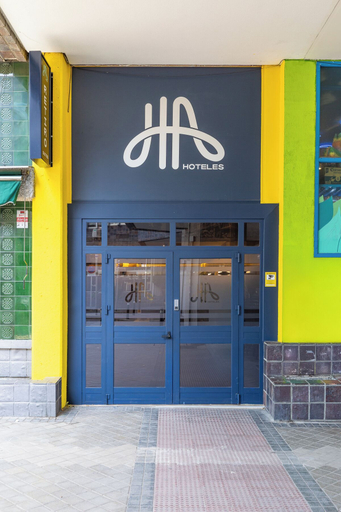 Exterior & Views, HA Aparthotel Retiro Suites, Madrid