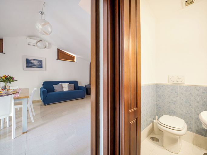 Bathroom 5, Il Tulipano, Napoli