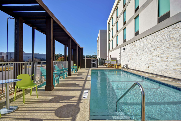 Pool 2, Home2 Suites By Hilton Dothan, Houston