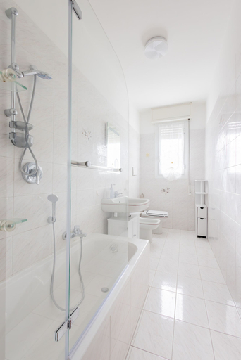 Bathroom 4, Bijoux in the Centre of Sanremo by Wonderful Italy, Imperia