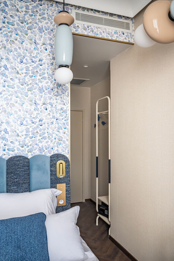 Bedroom 4, Hôtel Amoi Vieux Port - Marseille, Bouches-du-Rhône