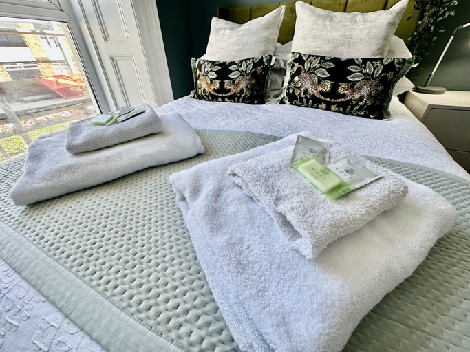 Room 4, Eden on the Hoe, Plymouth