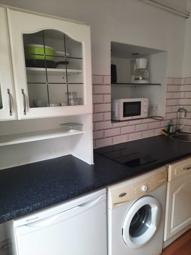 Private kitchen, Charming 1BR Apartment In Top Location, Wien