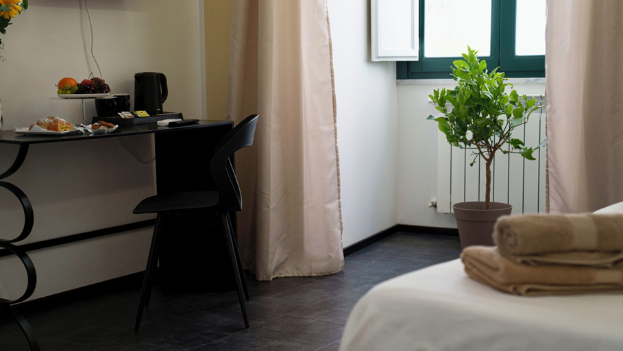 Bedroom 4, B&B Alla Stazione, Palermo