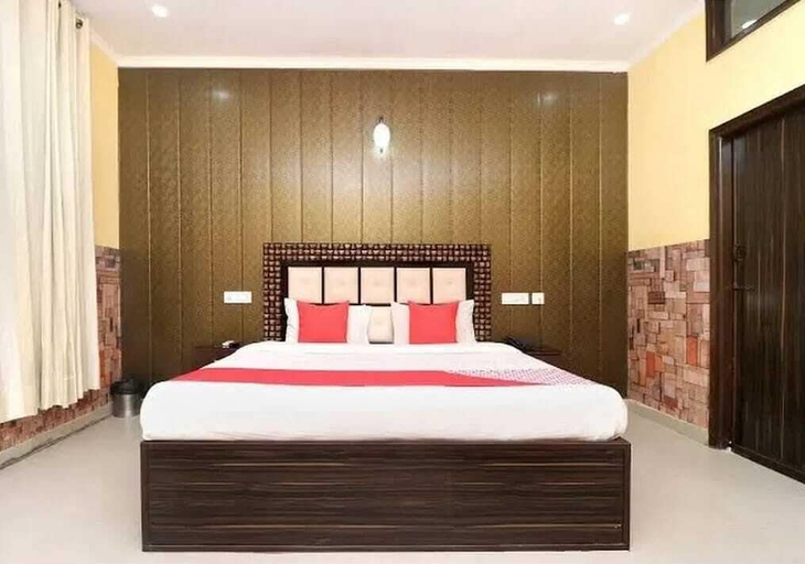 Bedroom 5, Hotel Kuber 7, Sahibzada Ajit Singh Nagar