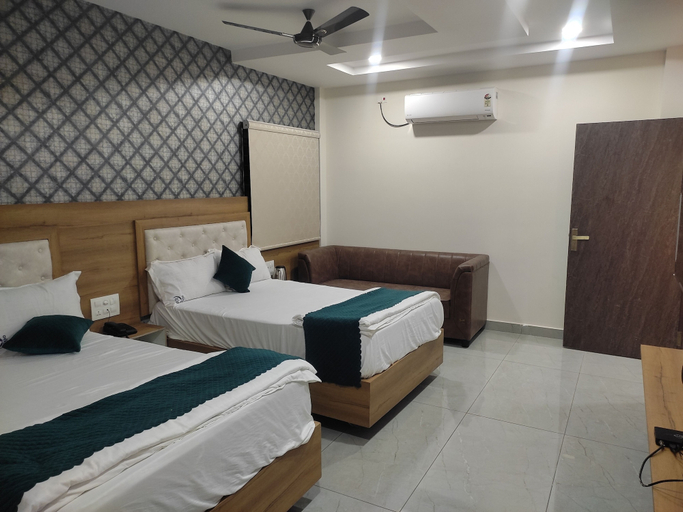 Room 5, Hotel NVR Grand, Guntur