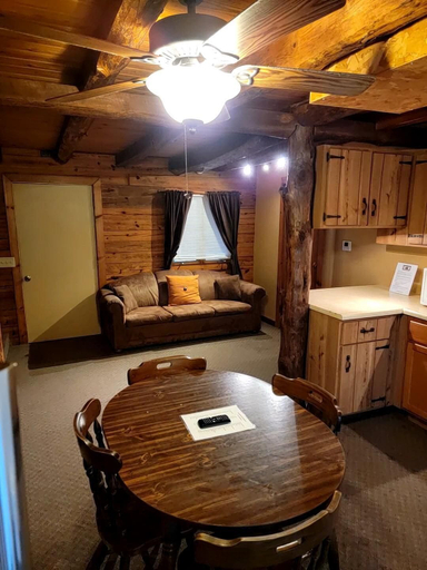 Bedroom 3, Bar M Resort and Campground, Stone