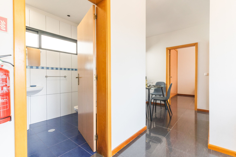 Room 2, Porlamar Apartment by Atlantic Holiday, Calheta