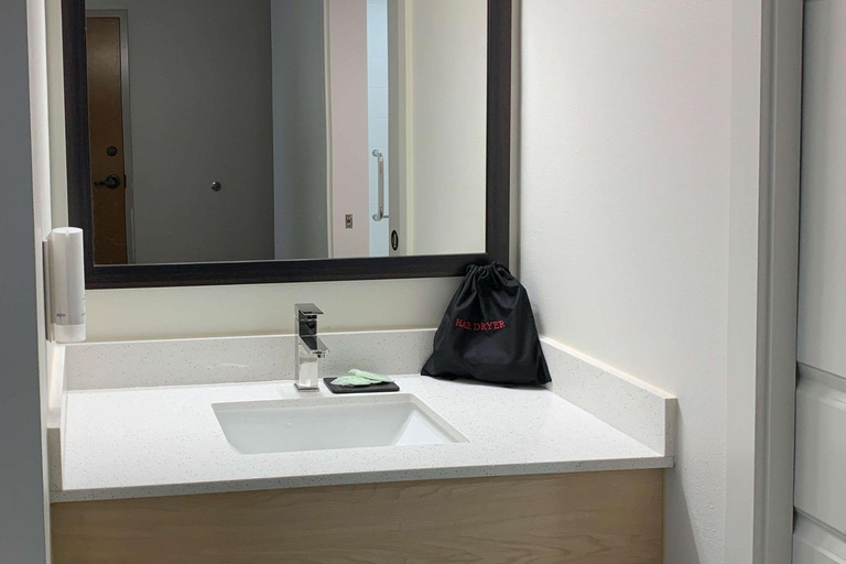 Bathroom 4, Sleep Inn Staunton, Augusta