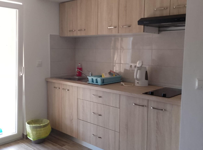 Private kitchen 2, Apartments Marta, Nin