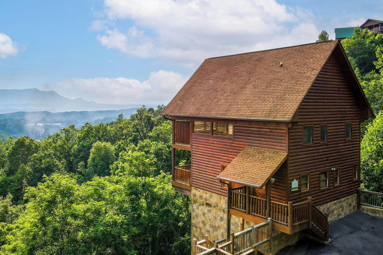 Exterior 5, Over the Moon, Sevier