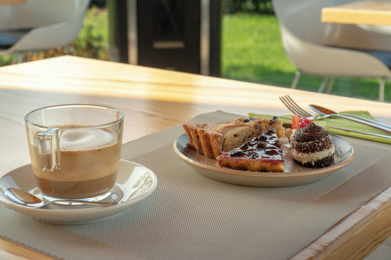 Breakfast buffet 2, Magrine Società Agricola S.S., Treviso