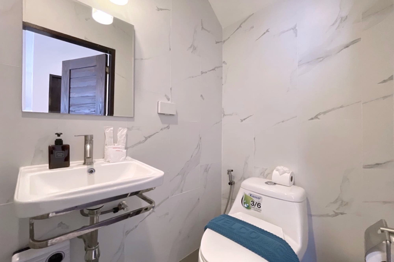Bathroom 4, Goldena Twin Kamala, Pulau Phuket