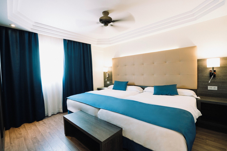 Bedroom 2, Park Club Europe - All Inclusive, Santa Cruz de Tenerife