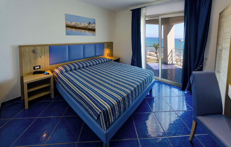 Bedroom 4, Astro Suite, Palermo