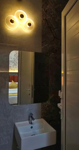 Bathroom sink, Twice Happy Eco Resort, Gajapati