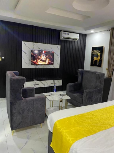Room 3, Zubani hotel and suites, Enugu East